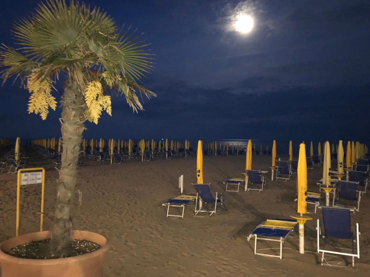 Residence Alba D'Oro Solo Famiglie Lido di Jesolo Exterior photo